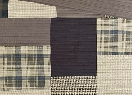 Woolrich Quilt Set Queen, Southwestern Aztec Bedding, Reversible Lightweight Bedspread, Oversized Rustic Cabin Quilt Set, Western Farmhouse Bedding with Matching Shams, Black