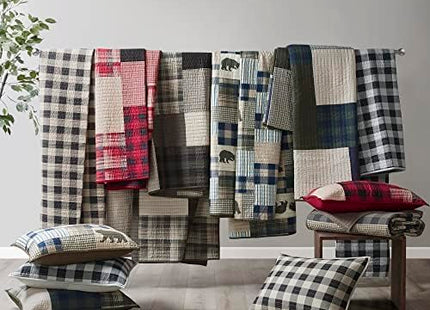 Woolrich Quilt Set Queen, Southwestern Aztec Bedding, Reversible Lightweight Bedspread, Oversized Rustic Cabin Quilt Set, Western Farmhouse Bedding with Matching Shams, Black