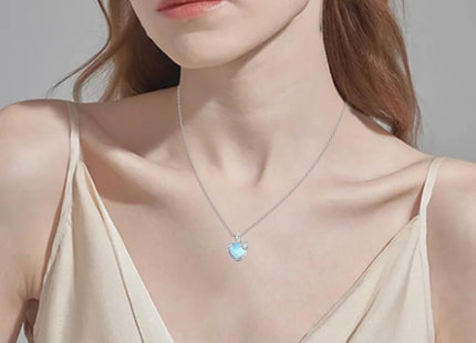 CRWENG Sea Turtle Necklace for Women Silver Turtle Pendant Ocean Jewelry