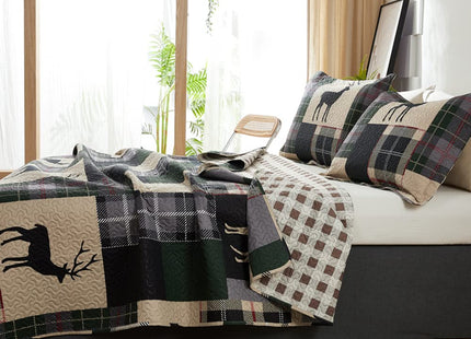 CHESITY Lodge Bedspread Twin Size,3 Piece Rustic Cabin Quilt Set Black Deer Bedspreads Coverlet Reversible Animal Printed Wildlife Patchwork Dark Green Beige Plaid Bed Cover Country Decor(68"x86")