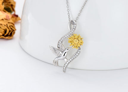 MEIDERBO Hummingbird Necklace 925 Sterling Silver Daisy Hummingbird Pendant Necklace Hummingbird Jewelry Gifts for Women