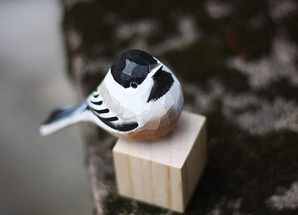 TALKLEK Hand Carved Wooden Bird Figurines, Creative Small Bird Statue for Home Decor, Bird Gifts for Bird Lovers (Black-Capped Chickadee)