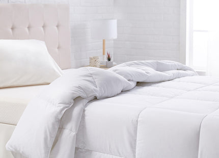 Amazon Basics White Down Alternative Comforter and Duvet Insert with Corner Tabs, Machine Washable, Full/Queen, All-Season