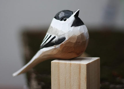 TALKLEK Hand Carved Wooden Bird Figurines, Creative Small Bird Statue for Home Decor, Bird Gifts for Bird Lovers (Black-Capped Chickadee)