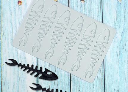 Lobster Shape Lace Silicone Mold Chocolate Candy 3D Hollow Fishbone Candy Mold Food Cooking Meals Decorations Fondant Mold Polymer Clay Molds (B_6.4x4.36x0.12inch)