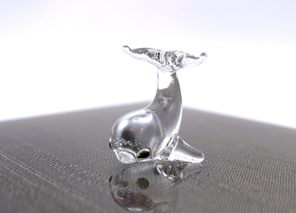 Sansukjai Rare Whale Tiny Micro Crystal Figurines Hand Blown Clear Glass Art Sea Animals Collectible Gift Home Decor