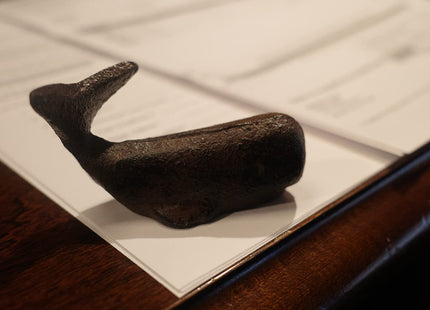 HM Small Cast Iron Sperm Whale Paperweight Nautical Whales Beach Home Desk Decor