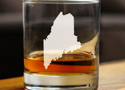 Bevvee Maine State Outline Whiskey Rocks Glass - State Themed Drinking Decor and Gifts for Mainer Women & Men - 10.25 Oz Whisky Tumbler Glasses