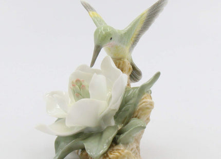 Hummingbird with Magnolia