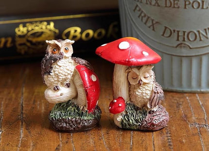 Cliocoo 4cs Owl Mushroom Miniature Set for Fairy Garden, Lovely Resin Owl Figurines Kit for Garden Yard Patio Outdoor Home Decoration (Owl Mushroom Set)
