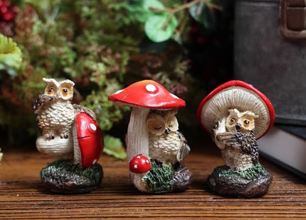 Cliocoo 4cs Owl Mushroom Miniature Set for Fairy Garden, Lovely Resin Owl Figurines Kit for Garden Yard Patio Outdoor Home Decoration (Owl Mushroom Set)