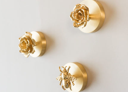 MFYS Brass Bird Coat Rack Robe Wall Hooks Hat Dragonfly Hanger for Bedroom Kitchen Various Shapes Animal Deer Decor Home Accessories (1, Butterfly)