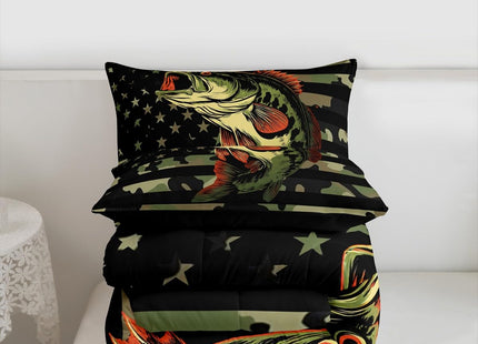 Bass Fish Camouflage Comforter Set Farmhouse Fishing Bedding Set for Kids Girls Women Adults Retro Green Camo Comforter Bass Fish Pattern Quilted Duvet Set Bedroom Collection Twin Size 2Pcs