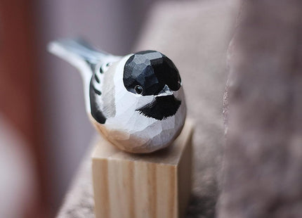 TALKLEK Hand Carved Wooden Bird Figurines, Creative Small Bird Statue for Home Decor, Bird Gifts for Bird Lovers (Black-Capped Chickadee)
