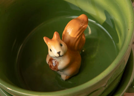 DIHOclub Farmhouse Ceramic Coffee Mug with Squirrel Figurine – Rustic Stoneware Cup, Matte Finish, Ideal for Breakfast & Home Decor (Green Squirrel)