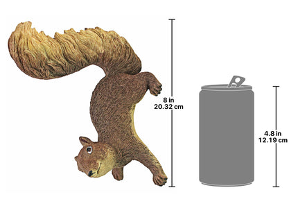 Design Toscano Simone, The Squirrel Hanging Sculpture