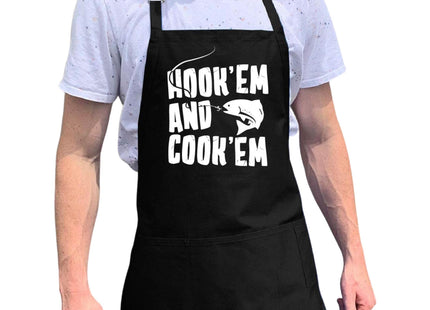 ApronMen - Aprons - Fishing Themed Men’s Grilling Aprons - Utility Pockets - One Size Fits Most - Adjustable Neck Strap - Machine Washable - Hook 'Em & Cook 'Em