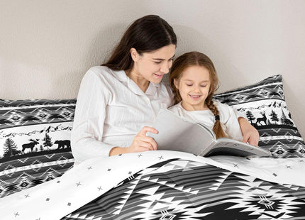 Feelyou Western Bedding Set Soft for Boys Girls, Southwestern Aztec Comforter Set Toddler Size Bear Duvet Quilt Microfiber Deer Moose Bedroom Decor Wild Animals 2 Pcs with 1 Pillow Cases