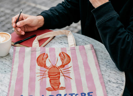LZYRF Red Lobster Coastal Beach Tote Bag, Lobster Gifts Canvas Tote Bags for Women, Gifts for a Beach Lover, Pink Striped Crawfish Beachy Reusable Grocery Shopping Bag