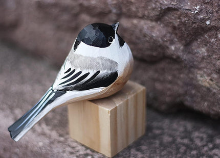 TALKLEK Hand Carved Wooden Bird Figurines, Creative Small Bird Statue for Home Decor, Bird Gifts for Bird Lovers (Black-Capped Chickadee)