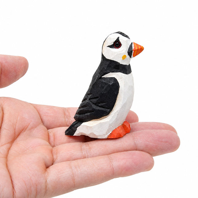 Selsela Hand-Carved Puffin Figurine - Puffin 'Clown of The Sea' Wooden Arctic Seabird Statue Mini Carved Ornament Figurine Small Animals, Coastal Decor & Collectible Ornament