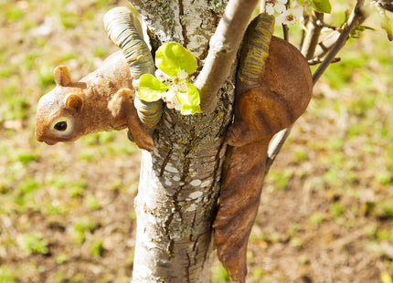 Malibu Creations 12788 Woodland Squirrel Tree Decor