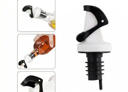 Ellora Farms, Pained Lighthouse, Atlas Chef Pourer & Cruet Glass Bottle, Oil, Vinegar, Wine, Dressing Dispenser, 16 fl oz.