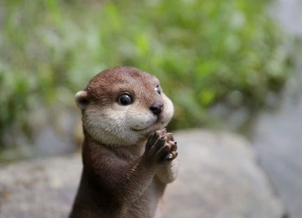 HI-LINE Otter Praying Statue