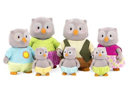Li'l Woodzeez McHoot Owl Family, 7 Posable Collectible Owl Figures