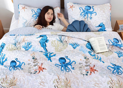 weigelia Coastal Quilt Twin Size, Seahorse Lightweight Summer Bedding