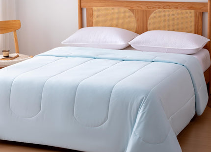 Amazon Basics Cooling Comforter, Temperature Regulating Blanket for Hot Sleepers, Summer & All Season Bedding, Lightweight, 90"x90", Queen, Blue