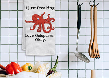 HIWX Octopus Towel, I Just Freaking Love Octopuses Okay Decorative Kitchen Dish Towels, Octopus Bathroom Decor, Ocean Coastal Beach Hand Towel for Bathroom Kitchen Decor 16x24 Inches
