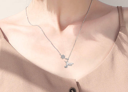 YAFEINI Hummingbird Necklace Sterling Silver Adjustable Lariat Y Hummingbird Necklace Hummingbird Pendant Jewelry for Women Gifts