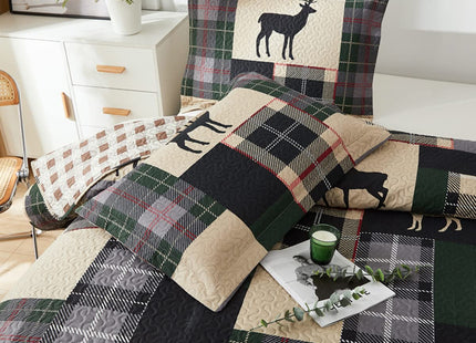 CHESITY Lodge Bedspread Twin Size,3 Piece Rustic Cabin Quilt Set Black Deer Bedspreads Coverlet Reversible Animal Printed Wildlife Patchwork Dark Green Beige Plaid Bed Cover Country Decor(68"x86")