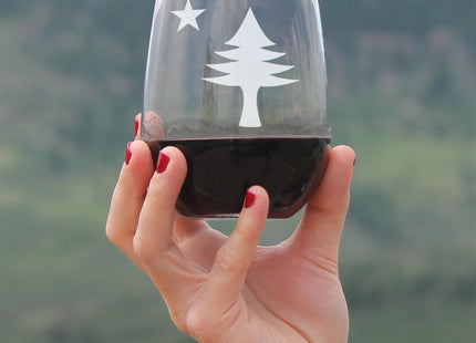 Bevvee Old Maine Flag Stemless Wine Glass for Mainers - 17 oz - Set of 4