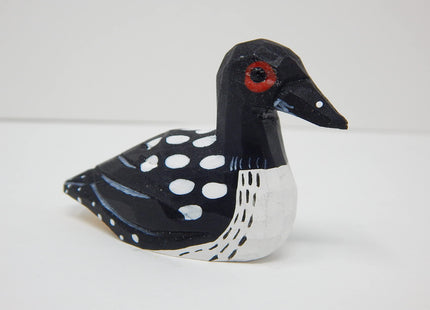 Selsela Hand-Carved Common Loon Figurine - Common Loon Wooden Figurine Small Animal Garden Statue Carving Decoration, Miniature Wildlife Sculpture. Carving for Garden, Gifting & Rustic Home Decor