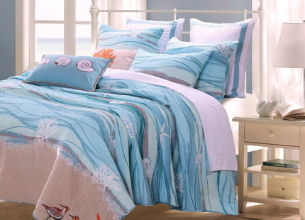 Finely Stitched Coastal Seaside Cottage Quilt Set with Shams Sea Shell Print Pattern Ocean Blue 100 Cotton Luxury Reversible 3 Piece King Size Bedding - Includes Bed Sheet Straps