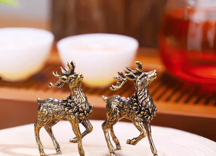 2Pcs Retro Brass Sika Deer Figurines Set Ideal for Home Office Decor