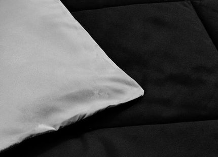 Amazon Basics Comforter Blanket, Reversible, Lightweight Microfiber, All Season, Soft Plush, Machine Washable, Twin/Twin XL, Black/Grey