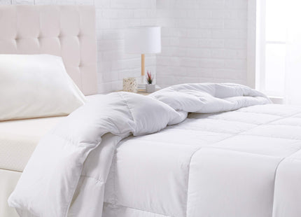 Amazon Basics White Down Alternative Comforter and Duvet Insert with Corner Tabs, Machine Washable, King, All-Season, 102 x 90 inches