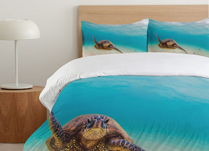 Ambesonne Hawaiian Duvet Cover Set, Underwater Scuba Diving Sea Turtle Nature Animal Swimming Wildlife Theme, Decorative 3 Piece Bedding Set with 2 Pillow Shams, King Size, Beige Brown