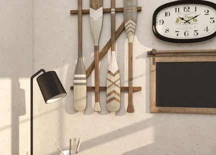 Deco 79 Wood Paddle Home Wall Decor Arrow and Stripe Patterned Wall Sculpture with Muted Blue Accents, Wall Art 21" x 1" x 36", Light Gray
