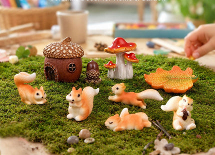 Delighture Fairy Garden Accessories, 9 Pieces Squirrel Resin Figures with Pinecone House Mushroom Leaf, Handmade Miniature Decor, Garden Miniatures Decors for Outdoor Home, Perfect DIY Gift