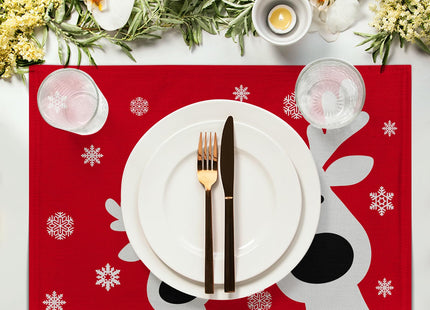 Lvhompro Xmas Placemats Set of 4 Cute Reindeer Holiday Snowflake Cloth Place mats Dining Table Place mats Machine Washable Heat-Resistant Table Mats for Kitchen Home Decor