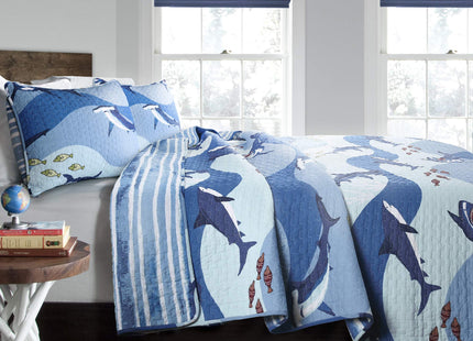 Lush Decor Shark Allover Quilt | Fish Ocean Wave Reversible 2 Piece Bedding Set, Twin, Blue
