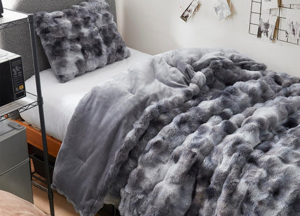 Beary Soft Coma Inducer® Twin Oversized Comforter Set, Glacier Black Bear