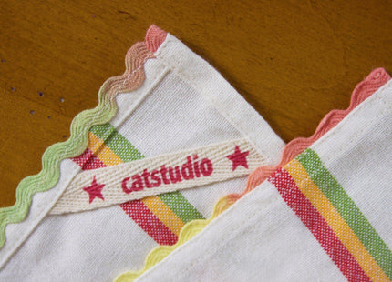 Catstudio New England Dish Towel, Travel Souvenir Kitchen & Tea Towel