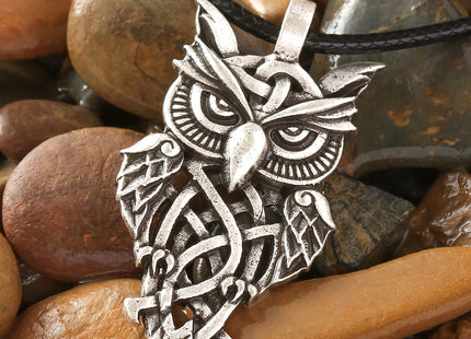 HAQUIL Celtic Owl Pendant Necklace for Men and Women, Owl Jewelry Gift