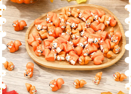 GGSTDDUP 50 Pcs Mini Resin Squirrel Tiny Squirrel Mini Animal Figurines