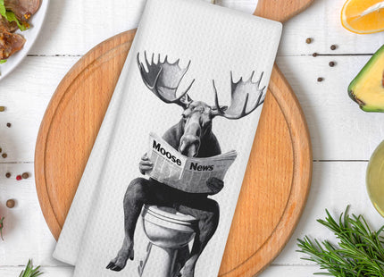 WOTYPU Moose Gifts Hand Towels for Bathroom, Moose Lover Gifts, Funny Farm Animal On Toilet Decorative Hand Towels for Kids Guest Bathroom Washroom Power Room Vanity Half Bath, 16X24 Inch